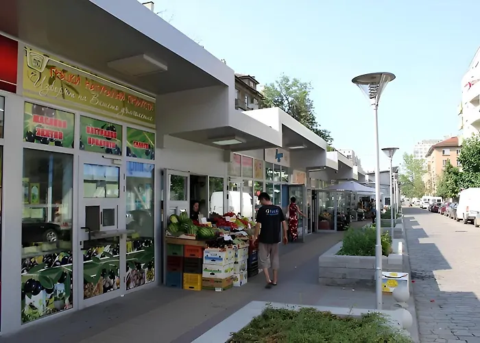 Elegant 1bd On Ekzarh Yosif, By Flat Mаnager Lejlighed