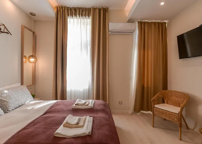 Elegant 1bd On Ekzarh Yosif, By Flat Mаnager Apartman Szófia